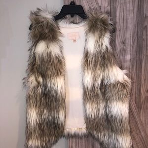 Skies are Blue+ Faux Fur Vest+ Sz Medium